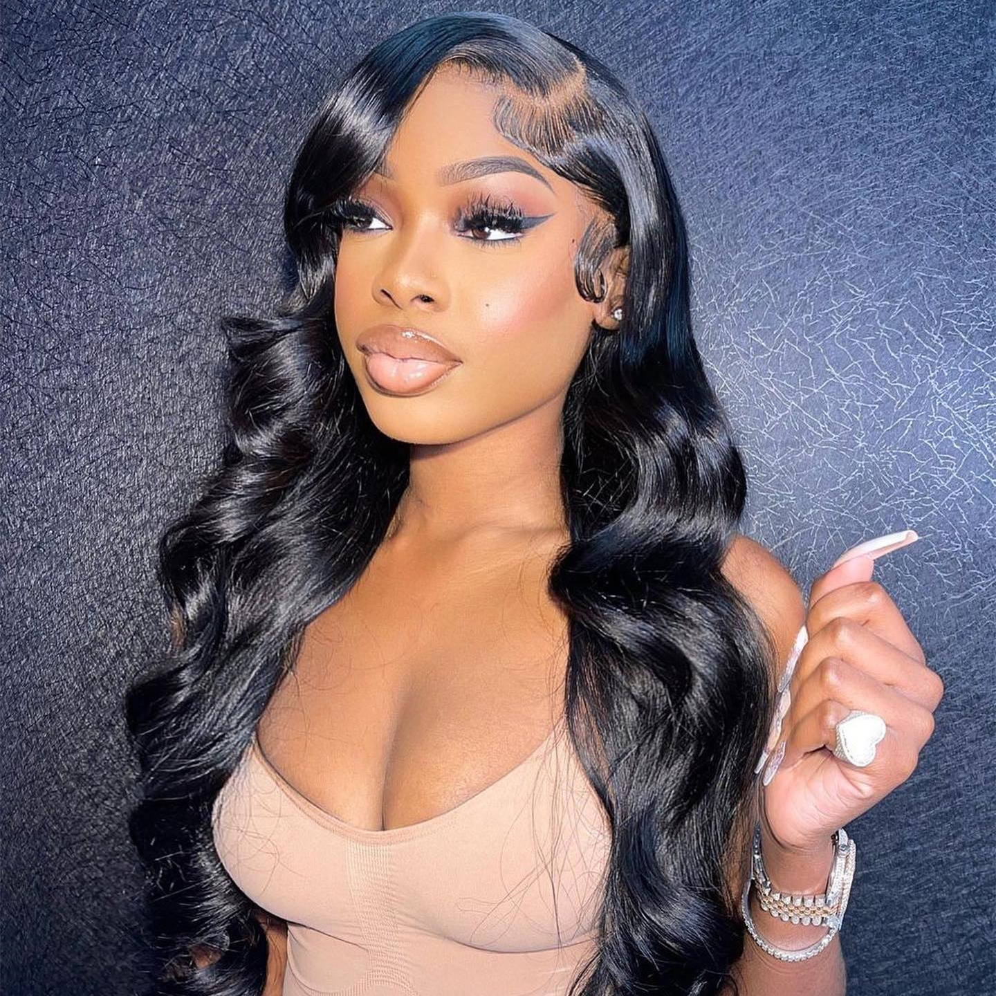 10″ – 40″ Natural Black Color Loose Wave Human Hair Lace Front Wig