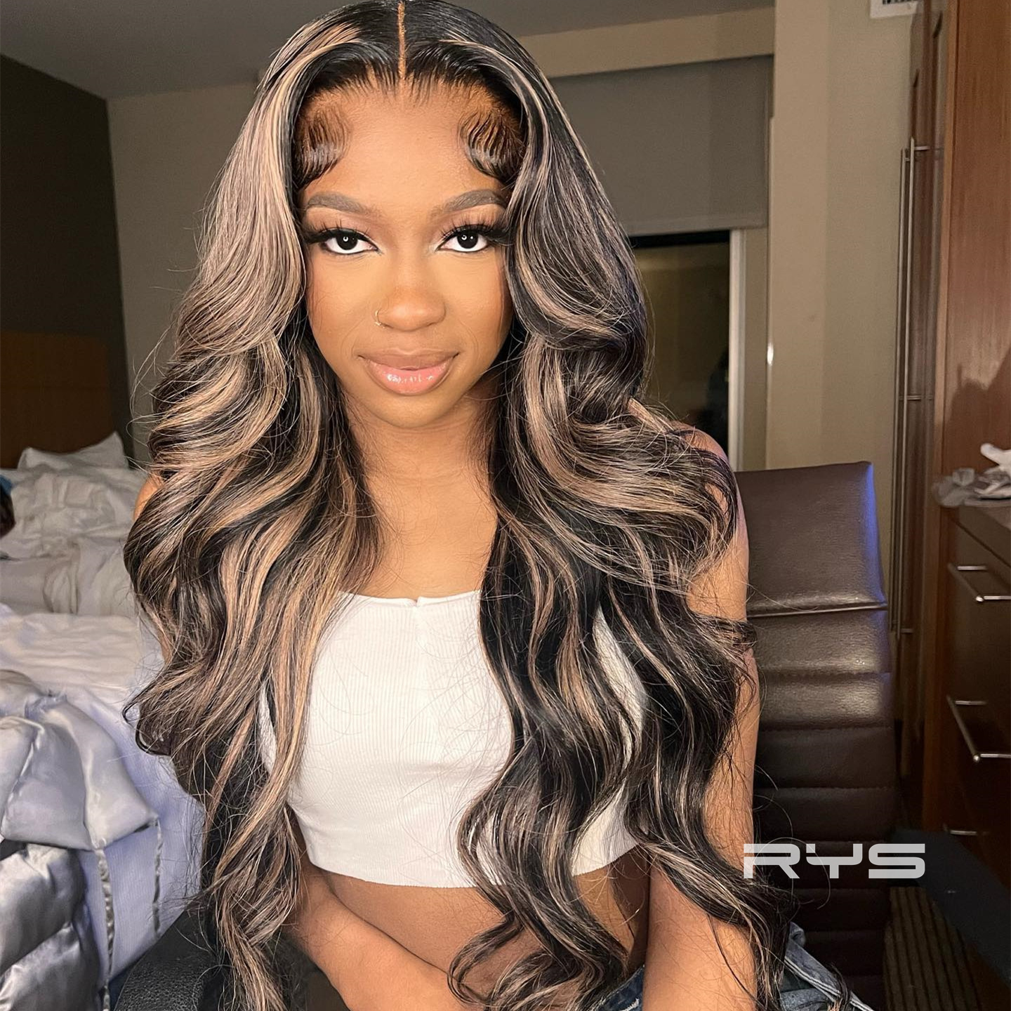 10″ – 40″ Highlight Color Body Wave Human Hair Lace Front Wig
