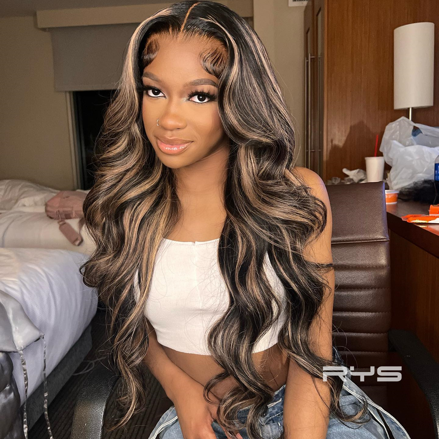 10″ – 40″ Highlight Color Body Wave Human Hair Lace Front Wig