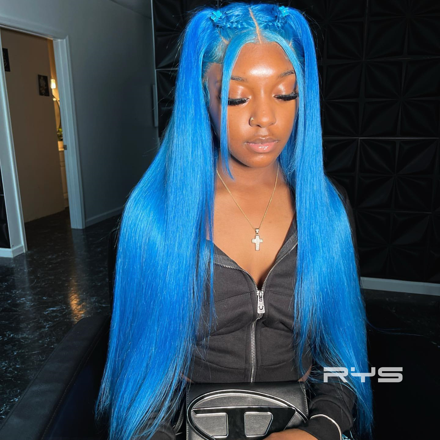 10″ – 40″ Royal Blue Color Straight Human Hair Lace Front Wig