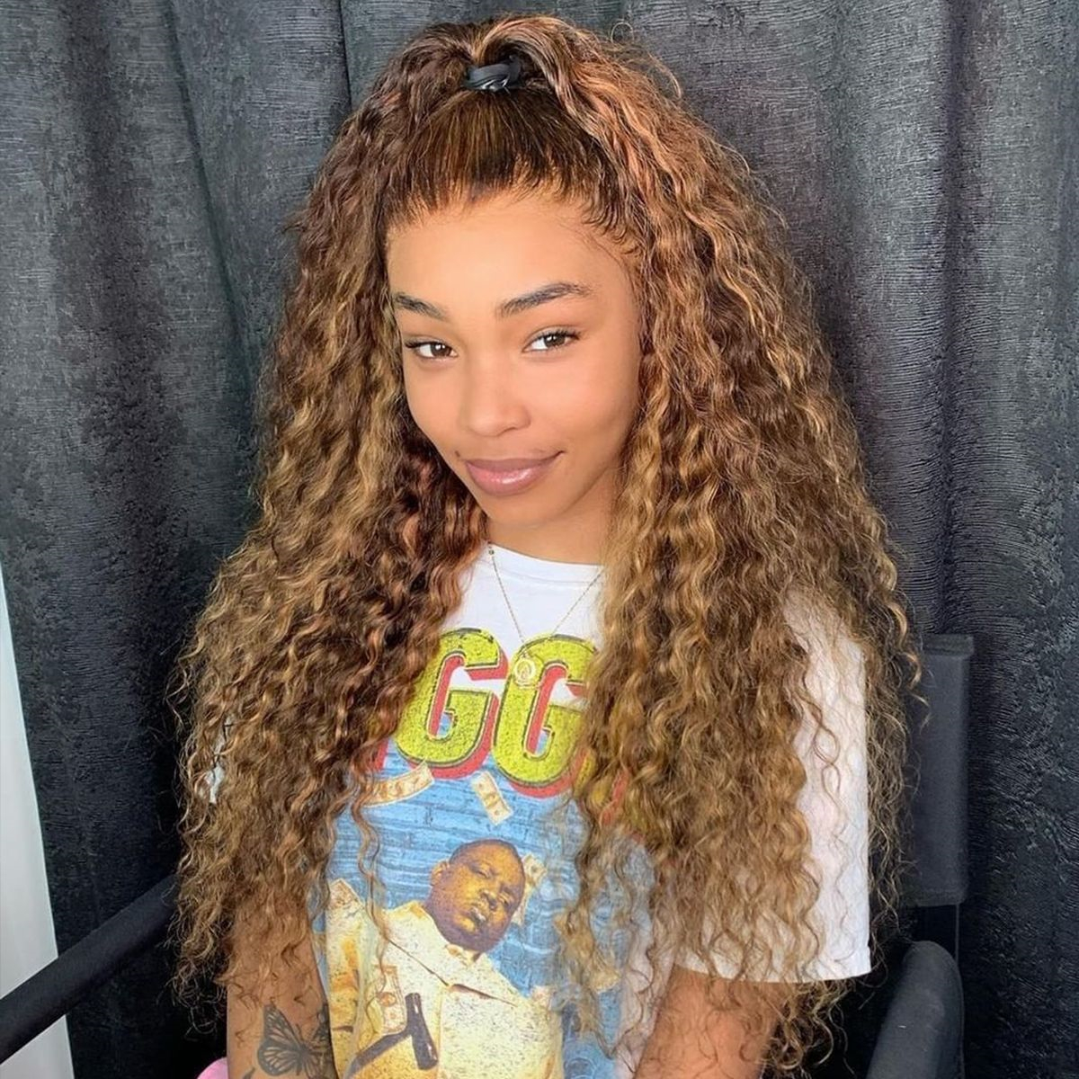 10″ – 40″ Highlight Color Pineapple Wave Human Hair Lace Front Wig