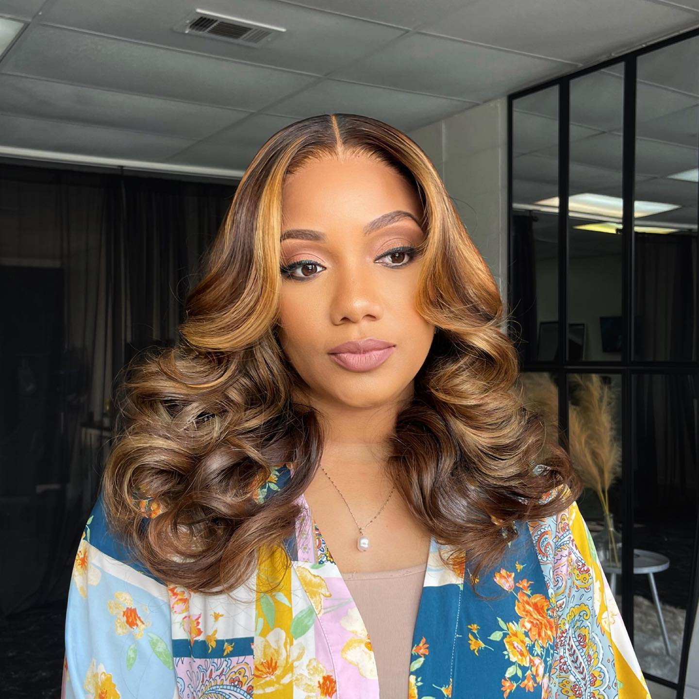 10″ – 40″ Highlight Color Body Wave Human Hair Lace Front Wig