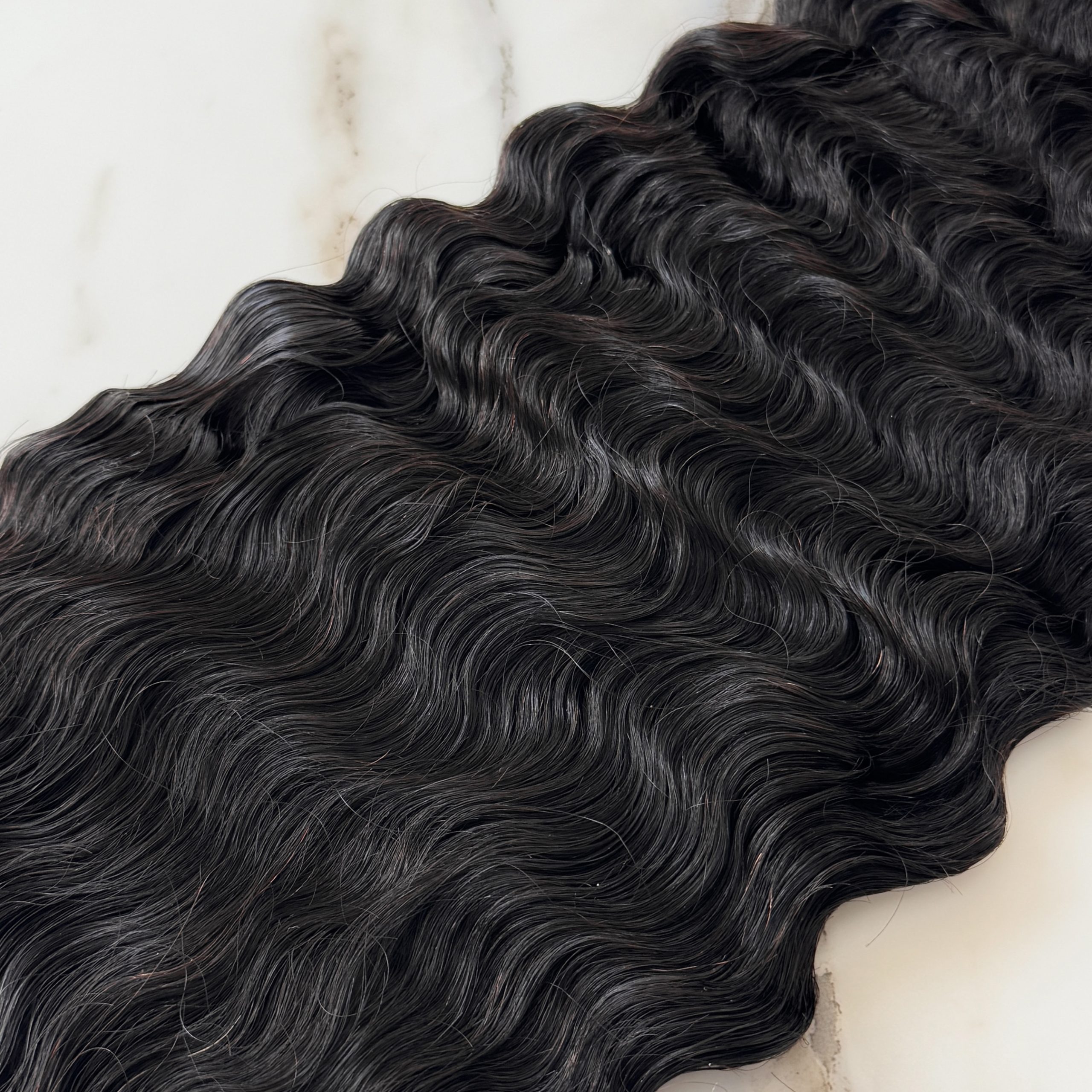 10″ – 20″ Natural Black Color Burmese Curly Human Hair 5*5 Lace Closure