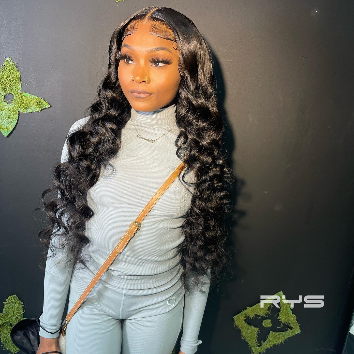 10″ – 40″ Natural Black Color Loose Wave Human Hair Lace Front Wig