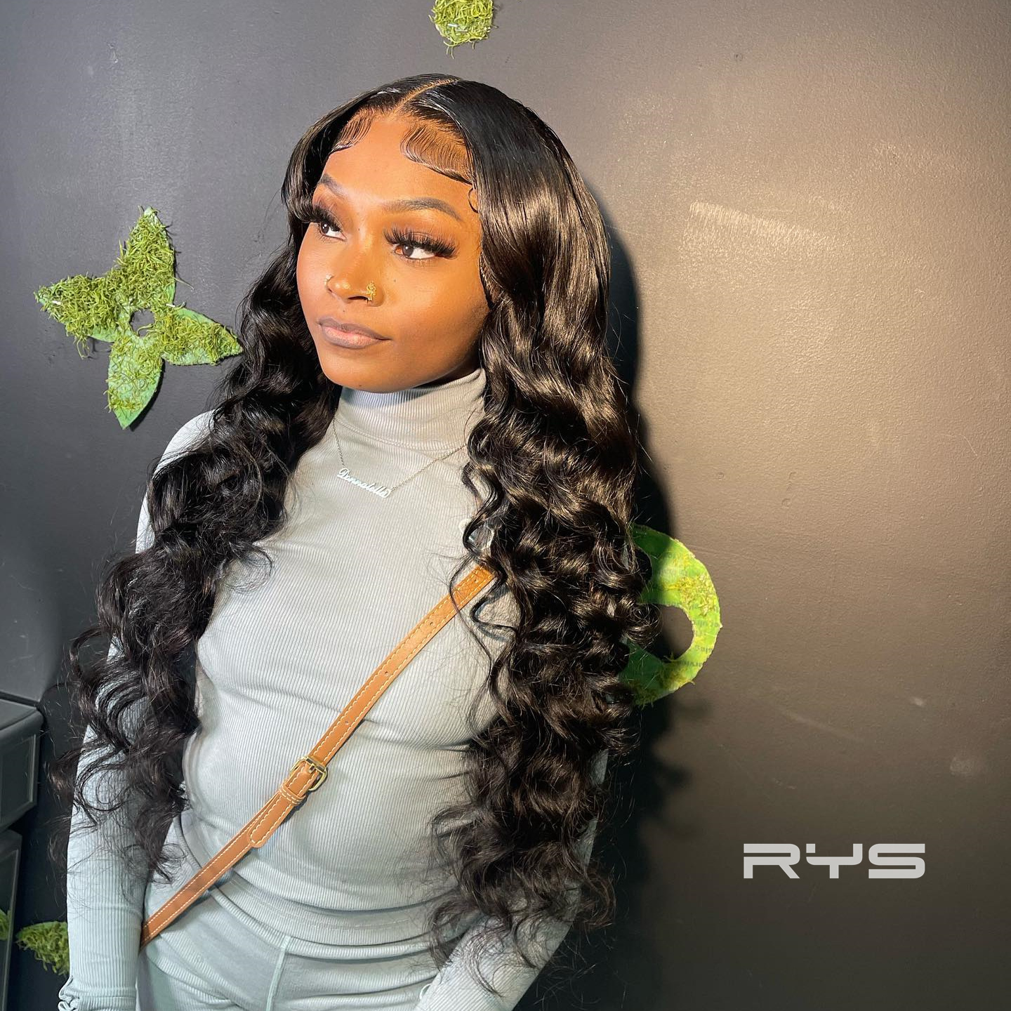 10″ – 40″ Natural Black Color Loose Wave Human Hair Lace Front Wig